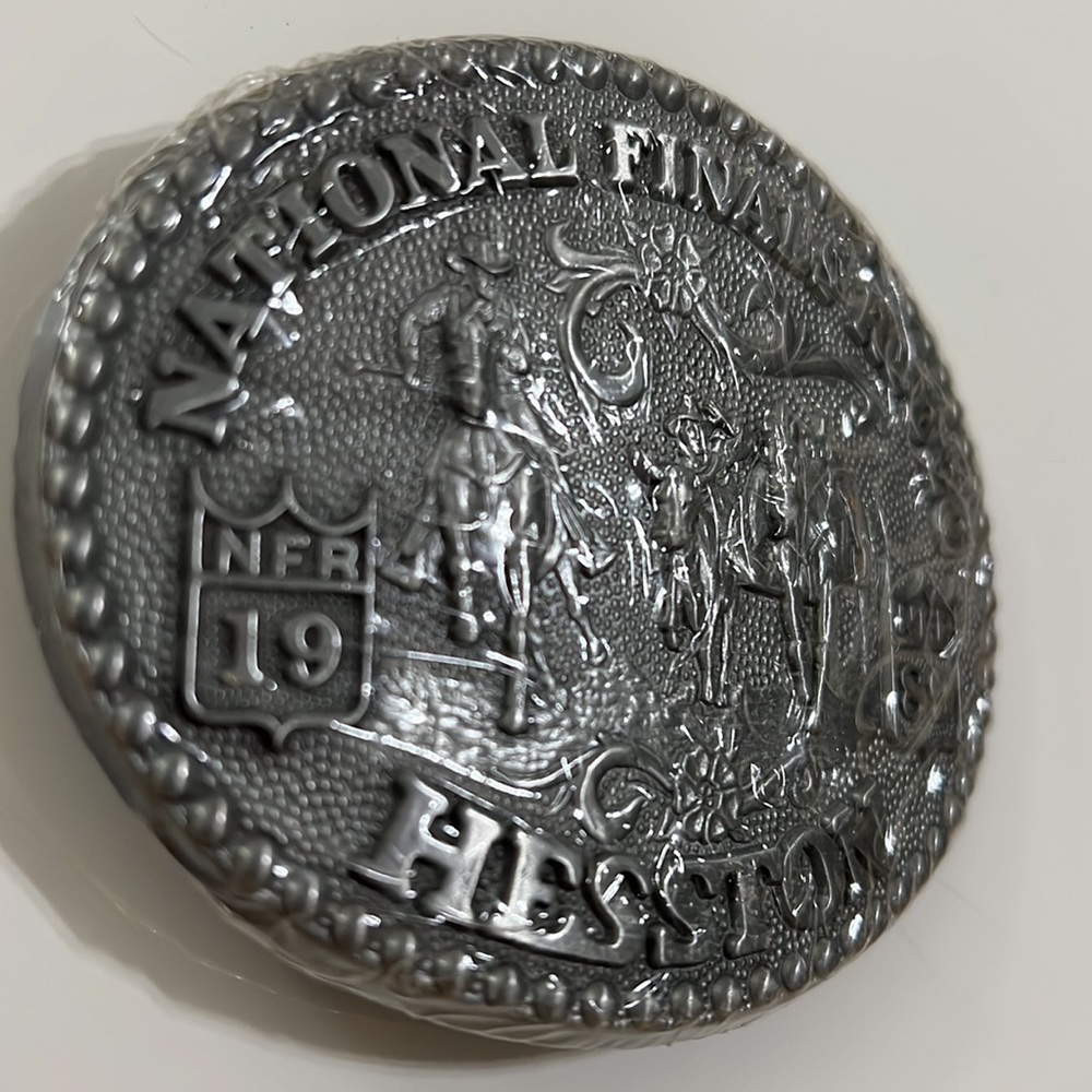 1989 NFR Hesston National Finals Rodeo belt buckle pewter vintage NEW adult - Picture 3 of 5